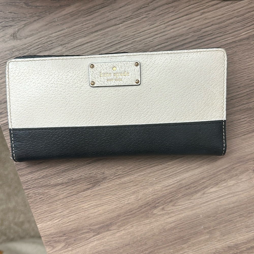 Kate spade wallet
